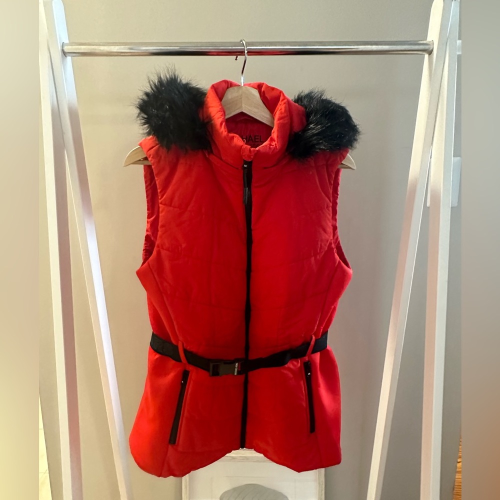 Michael Kors Red W Vest Faux Fur Trim Sz M